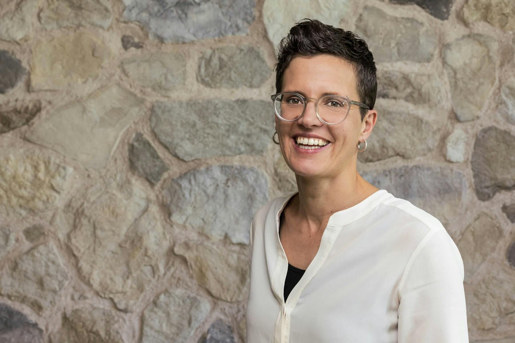 Individuelle Business Portraits machen Mitarbeitende in Frienisberg nahbar