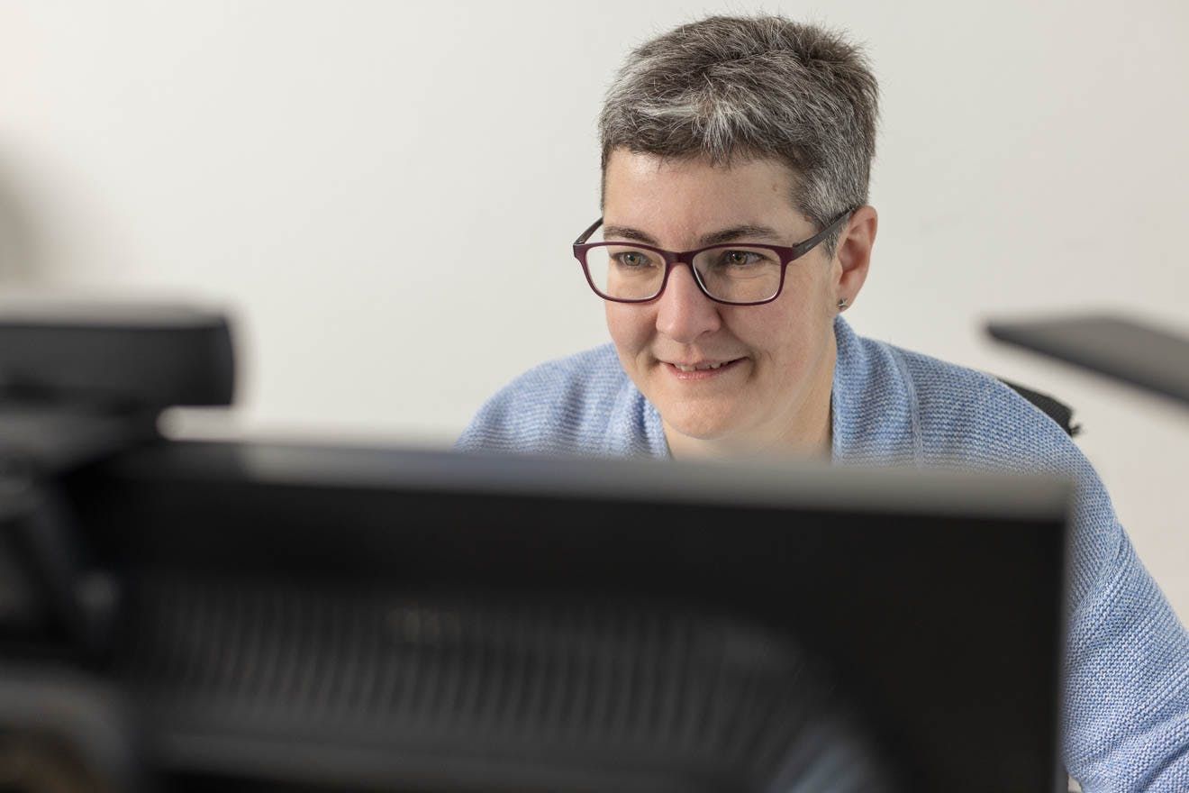 Personal Branding Fotografie für die professionelle Positionierung als Hormoncoach