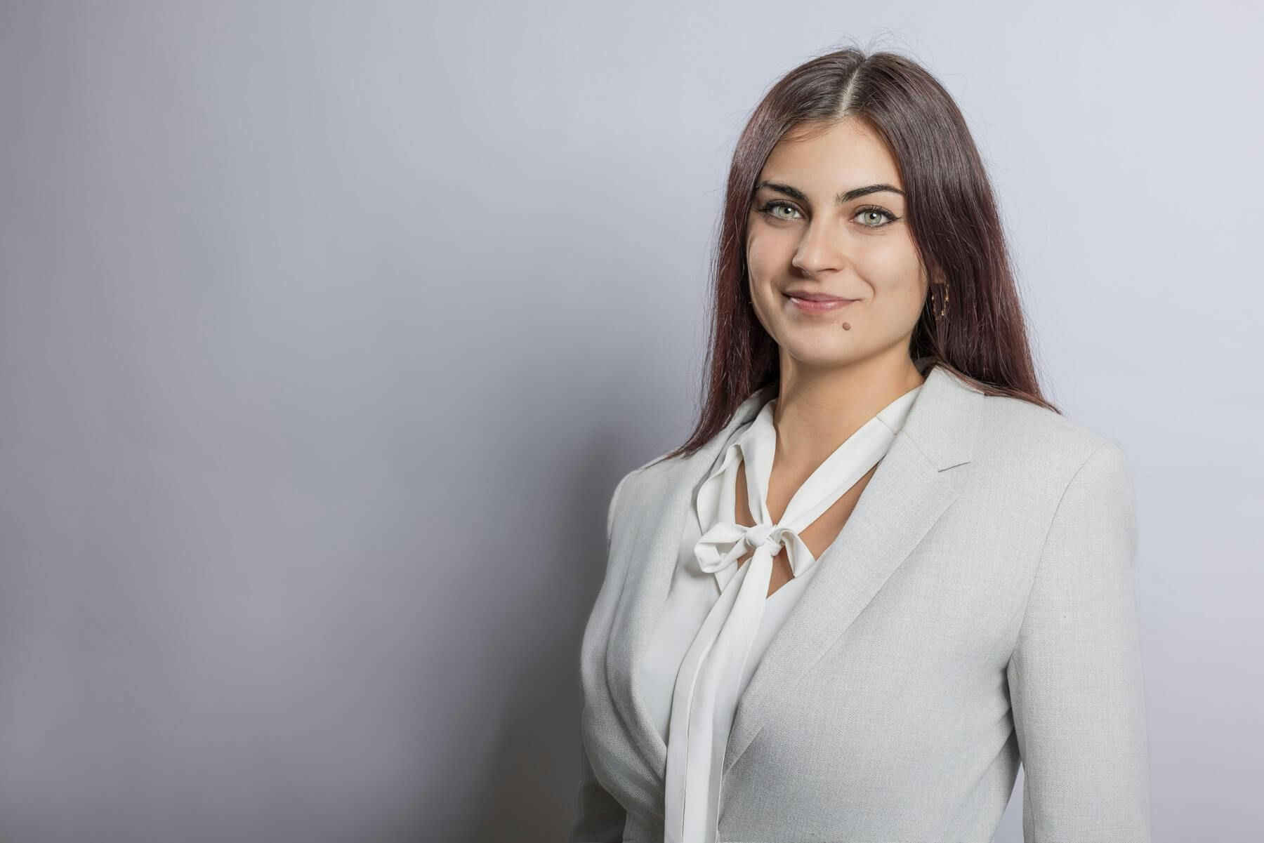 Authentisches Mitarbeiterfoto für den einheitlichen und modernen Auftritt von Jobdoor