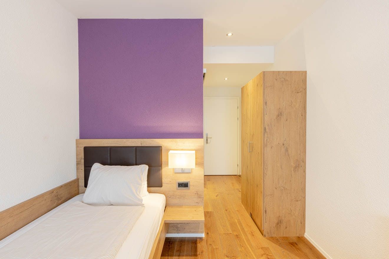 Kompakte Raumlösungen in der Architekturfotografie Hotel Flamatt