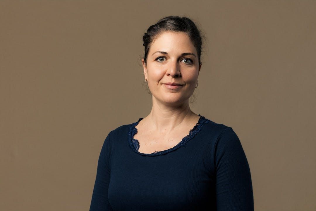 Stil 7: Mitarbeiterportrait mit härterem Seitenlicht